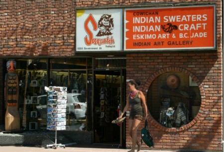 SASQUATCH STORE.JPG SASQUATCH STORE.JPG
