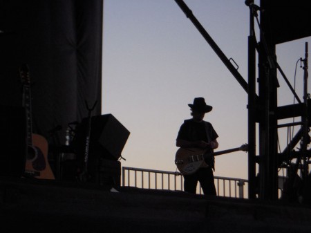 Roger backstage QM 1.jpg Roger backstage QM 1.jpg
